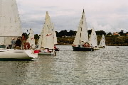 <a href='bateau.php?id_bateau_select=39'>420(43541)</a> : <a href='equipier.php?id_contact_select=88'>Antoine D</a> - <a href='equipier.php?id_contact_select=89'>Benoit J</a> <br> <a href='bateau.php?id_bateau_select=11'>4.45(3582)</a> : <a href='equipier.php?id_contact_select=22'>Cédric B</a> - <a href='equipier.php?id_contact_select=21'>Isabelle B</a> <br> <a href='bateau.php?id_bateau_select=19'>Caneton(2375)</a> : <a href='equipier.php?id_contact_select=38'>François H</a> - <a href='equipier.php?id_contact_select=40'>Stéphane H</a> <br> <a href='bateau.php?id_bateau_select=36'>Tequila</a> : <a href='equipier.php?id_contact_select=133'>Laurent N</a> - <a href='equipier.php?id_contact_select=134'>Céline C</a> - <a href='equipier.php?id_contact_select=80'>Damien D</a>