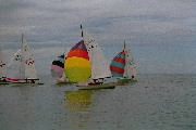 <a href='bateau.php?id_bateau_select=64'>470(11730)</a> : <a href='equipier.php?id_contact_select=35'>Astrid d</a> - <a href='equipier.php?id_contact_select=9'>Mathieu D</a> <br> <a href='bateau.php?id_bateau_select=2'>470(8854)</a> : <a href='equipier.php?id_contact_select=100'>Julien L</a> - <a href='equipier.php?id_contact_select=127'>Christophe Q</a> <br> <a href='bateau.php?id_bateau_select=19'>Caneton(2375)</a> : <a href='equipier.php?id_contact_select=38'>François H</a> - <a href='equipier.php?id_contact_select=40'>Stéphane H</a>