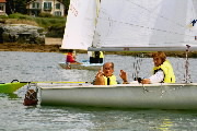 <a href='bateau.php?id_bateau_select=7'>420(43115)</a> : <a href='equipier.php?id_contact_select=13'>Olivier A</a> - <a href='equipier.php?id_contact_select=126'>Etienne A</a>