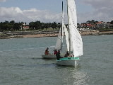 <a href='bateau.php?id_bateau_select=11'>4.45(3582)</a> : <a href='equipier.php?id_contact_select=22'>Cédric B</a> - <a href='equipier.php?id_contact_select=10'>Hervé G</a> <br> <a href='bateau.php?id_bateau_select=19'>Caneton(2375)</a> : <a href='equipier.php?id_contact_select=38'>François H</a> - <a href='equipier.php?id_contact_select=40'>Stéphane H</a>