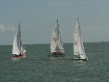 <a href='bateau.php?id_bateau_select=13'>4.45(3634 ?)</a> : <a href='equipier.php?id_contact_select=26'>Marion B</a> - <a href='equipier.php?id_contact_select=25'>Serge B</a> - <a href='equipier.php?id_contact_select=66'>Françoise B</a> - <a href='equipier.php?id_contact_select=27'>Morgane B</a> <br> <a href='bateau.php?id_bateau_select=2'>470(8854)</a> : <a href='equipier.php?id_contact_select=85'>Bruno M</a> - <a href='equipier.php?id_contact_select=100'>Julien L</a> <br> <a href='bateau.php?id_bateau_select=79'>470</a> : <a href='equipier.php?id_contact_select=30'>Thomas D</a> - <a href='equipier.php?id_contact_select=31'>Benjamin D</a>
