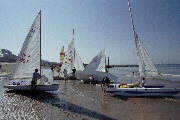 <a href='bateau.php?id_bateau_select=37'>470(9907)</a> : <a href='equipier.php?id_contact_select=158'>Raphael G</a> - <a href='equipier.php?id_contact_select=153'>Adrien E</a> <br> <a href='bateau.php?id_bateau_select=20'>505(4224)</a> : <a href='equipier.php?id_contact_select=40'>Stéphane H</a> - <a href='equipier.php?id_contact_select=160'>Thomas V</a> <br> <a href='bateau.php?id_bateau_select=19'>Caneton(2375)</a> : <a href='equipier.php?id_contact_select=39'>Frédéric H</a> - <a href='equipier.php?id_contact_select=164'>Nathalie H</a> <br> <a href='bateau.php?id_bateau_select=26'>Dart 18(1251)</a> : <a href='equipier.php?id_contact_select=92'>Yves A</a> - <a href='equipier.php?id_contact_select=168'>Sten </a>