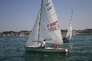 <a href='bateau.php?id_bateau_select=37'>470(9907)</a> : <a href='equipier.php?id_contact_select=158'>Raphael G</a> - <a href='equipier.php?id_contact_select=153'>Adrien E</a>