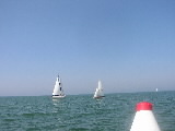 <a href='bateau.php?id_bateau_select=21'>Flibustier(888)</a> : <a href='equipier.php?id_contact_select=43'>Jean Pierre G</a> - <a href='equipier.php?id_contact_select=161'>Sam G</a>