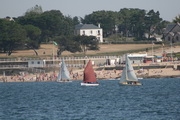 <a href='bateau.php?id_bateau_select=39'>420(43541)</a> : <a href='equipier.php?id_contact_select=80'>Damien D</a> <br> <a href='bateau.php?id_bateau_select=98'>Aven 4,60</a> : <a href='equipier.php?id_contact_select=209'>Jérôme C</a> <br> <a href='bateau.php?id_bateau_select=21'>Flibustier(888)</a> : <a href='equipier.php?id_contact_select=43'>Jean Pierre G</a> - <a href='equipier.php?id_contact_select=204'>Rémi G</a>