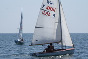 <a href='bateau.php?id_bateau_select=89'>420(49534)</a> : <a href='equipier.php?id_contact_select=6'>Corentin P</a> - <a href='equipier.php?id_contact_select=196'>Florence P</a> - <a href='equipier.php?id_contact_select=195'>Hugo P</a> <br> <a href='bateau.php?id_bateau_select=5'>470(4851 / G 14)</a> : <a href='equipier.php?id_contact_select=197'>Cyrille N</a> - <a href='equipier.php?id_contact_select=203'>Thomas N</a>
