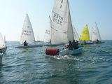 <a href='bateau.php?id_bateau_select=19'>Caneton(2375)</a> : <a href='equipier.php?id_contact_select=165'>Julien H</a> - <a href='equipier.php?id_contact_select=40'>Stéphane H</a> <br> <a href='bateau.php?id_bateau_select=103'>Laser(92071)</a> : <a href='equipier.php?id_contact_select=219'>Benoît R</a> <br> <a href='bateau.php?id_bateau_select=81'>Laser(42233)</a> : <a href='equipier.php?id_contact_select=218'>Caudéric V</a> <br> <a href='bateau.php?id_bateau_select=97'>Laser(154670)</a> : <a href='equipier.php?id_contact_select=207'>Jean-Claude C</a>