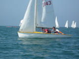 <a href='bateau.php?id_bateau_select=105'>470</a> : <a href='equipier.php?id_contact_select=197'>Cyrille N</a> - <a href='equipier.php?id_contact_select=203'>Thomas N</a>