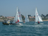 <a href='bateau.php?id_bateau_select=89'>420(49534)</a> : <a href='equipier.php?id_contact_select=196'>Florence P</a> - <a href='equipier.php?id_contact_select=6'>Corentin P</a> <br> <a href='bateau.php?id_bateau_select=82'>Laser(160900)</a> : <a href='equipier.php?id_contact_select=8'>Stanislas V</a>