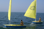 <a href='bateau.php?id_bateau_select=104'>Thiôff (3,80)</a> : <a href='equipier.php?id_contact_select=220'>Claire H</a> <br> <a href='bateau.php?id_bateau_select=99'>Thiôff (3,80)</a> : <a href='equipier.php?id_contact_select=184'>Claire A</a>