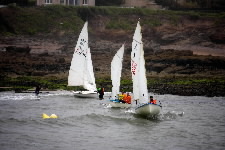 <a href='bateau.php?id_bateau_select=107'>470</a> : <a href='equipier.php?id_contact_select=193'>Adrien B</a> - <a href='equipier.php?id_contact_select=191'>Adrien B</a> <br> <a href='bateau.php?id_bateau_select=24'>Moogli(502)</a> : <a href='equipier.php?id_contact_select=231'>Béatrice R</a> - <a href='equipier.php?id_contact_select=232'>Mathilde R</a> <br> <a href='bateau.php?id_bateau_select=75'>Zef</a> : <a href='equipier.php?id_contact_select=242'>Jérôme G</a> - <a href='equipier.php?id_contact_select=237'>Adrien G</a>