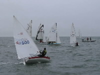 <a href='bateau.php?id_bateau_select=14'>4.45(5045)</a> : <a href='equipier.php?id_contact_select=29'>François F</a> - <a href='equipier.php?id_contact_select=234'>Catherine F</a> <br> <a href='bateau.php?id_bateau_select=82'>Laser(160900)</a> : <a href='equipier.php?id_contact_select=205'>Maud L</a> <br> <a href='bateau.php?id_bateau_select=96'>Laser(179790)</a> :  <br> <a href='bateau.php?id_bateau_select=24'>Moogli(502)</a> : <a href='equipier.php?id_contact_select=231'>Béatrice R</a> - <a href='equipier.php?id_contact_select=232'>Mathilde R</a> <br> <a href='bateau.php?id_bateau_select=62'>Sécu</a> :  <br> <a href='bateau.php?id_bateau_select=116'>Topaz</a> : <a href='equipier.php?id_contact_select=184'>Claire A</a> - <a href='equipier.php?id_contact_select=238'>Martin B</a>
