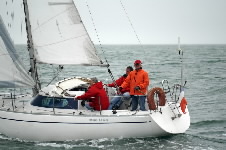 <a href='bateau.php?id_bateau_select=32'>Ecume de Mer</a> : <a href='equipier.php?id_contact_select=72'>Thierry D</a> - <a href='equipier.php?id_contact_select=132'>Patrick C</a> - <a href='equipier.php?id_contact_select=74'>Noël G</a> - <a href='equipier.php?id_contact_select=71'>Sylvie d</a> - <a href='equipier.php?id_contact_select=221'>Anne M</a>