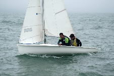 <a href='bateau.php?id_bateau_select=107'>470</a> : <a href='equipier.php?id_contact_select=193'>Adrien B</a> - <a href='equipier.php?id_contact_select=191'>Adrien B</a>