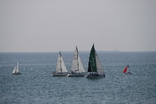 <a href='bateau.php?id_bateau_select=31'>AQUILA(14274)</a> : <a href='equipier.php?id_contact_select=67'>Didier L</a> - <a href='equipier.php?id_contact_select=70'>Bernard D</a> - <a href='equipier.php?id_contact_select=68'>Cyrille L</a> <br> <a href='bateau.php?id_bateau_select=93'>First 31.7(35408)</a> : <a href='equipier.php?id_contact_select=40'>Stéphane H</a> - <a href='equipier.php?id_contact_select=38'>François H</a>