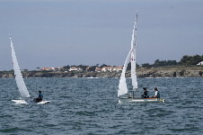 <a href='bateau.php?id_bateau_select=105'>470</a> : <a href='equipier.php?id_contact_select=197'>Cyrille N</a> - <a href='equipier.php?id_contact_select=203'>Thomas N</a>