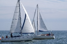 <a href='bateau.php?id_bateau_select=32'>Ecume de Mer</a> : <a href='equipier.php?id_contact_select=71'>Sylvie d</a> - <a href='equipier.php?id_contact_select=72'>Thierry D</a> - <a href='equipier.php?id_contact_select=132'>Patrick C</a> <br> <a href='bateau.php?id_bateau_select=34'>Sangria</a> : <a href='equipier.php?id_contact_select=77'>Luc V</a> - <a href='equipier.php?id_contact_select=131'>Pierre D</a> - <a href='equipier.php?id_contact_select=200'>Marc P</a> - <a href='equipier.php?id_contact_select=228'>Alain B</a>