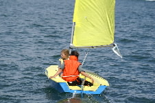 <a href='bateau.php?id_bateau_select=99'>Thiôff (3,80)</a> : <a href='equipier.php?id_contact_select=252'>Grégoire D</a> - <a href='equipier.php?id_contact_select=9'>Mathieu D</a> - <a href='equipier.php?id_contact_select=248'>Camille J</a>