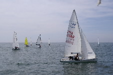 <a href='bateau.php?id_bateau_select=89'>420(49534)</a> : <a href='equipier.php?id_contact_select=196'>Florence P</a> - <a href='equipier.php?id_contact_select=189'>François Xavier H</a>