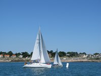<a href='bateau.php?id_bateau_select=93'>First 31.7(35408)</a> : <a href='equipier.php?id_contact_select=38'>François H</a> - <a href='equipier.php?id_contact_select=40'>Stéphane H</a> - <a href='equipier.php?id_contact_select=164'>Nathalie H</a> <br> <a href='bateau.php?id_bateau_select=21'>Flibustier(888)</a> : <a href='equipier.php?id_contact_select=43'>Jean Pierre G</a> - <a href='equipier.php?id_contact_select=44'>Mariane G</a>