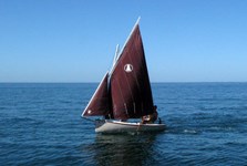<a href='bateau.php?id_bateau_select=124'>Skellig</a> : <a href='equipier.php?id_contact_select=203'>Thomas N</a> - <a href='equipier.php?id_contact_select=256'>Rémi P</a>