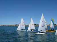 <a href='bateau.php?id_bateau_select=123'>Tricard </a> : <a href='equipier.php?id_contact_select=259'>Guillaume H</a> - <a href='equipier.php?id_contact_select=260'>Thomas A</a> <br> <a href='bateau.php?id_bateau_select=97'>Laser(154670)</a> : <a href='equipier.php?id_contact_select=207'>Jean-Claude C</a> <br> <a href='bateau.php?id_bateau_select=89'>420(49534)</a> : <a href='equipier.php?id_contact_select=195'>Hugo P</a> - <a href='equipier.php?id_contact_select=208'>Martin P</a> - <a href='equipier.php?id_contact_select=5'>Pierre P</a> <br> <a href='bateau.php?id_bateau_select=24'>Moogli(502)</a> : <a href='equipier.php?id_contact_select=231'>Béatrice R</a> - <a href='equipier.php?id_contact_select=258'>Laure G</a>