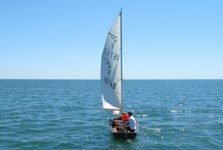 <a href='bateau.php?id_bateau_select=118'>Vaurien(16746)</a> : <a href='equipier.php?id_contact_select=253'>Alexandre B</a> - <a href='equipier.php?id_contact_select=254'>Paul B</a> - <a href='equipier.php?id_contact_select=255'>Caroline R</a>