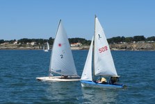 <a href='bateau.php?id_bateau_select=24'>Moogli(502)</a> : <a href='equipier.php?id_contact_select=231'>Béatrice R</a> - <a href='equipier.php?id_contact_select=258'>Laure G</a>