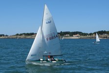 <a href='bateau.php?id_bateau_select=2'>470(8854)</a> : <a href='equipier.php?id_contact_select=100'>Julien L</a> - <a href='equipier.php?id_contact_select=165'>Julien H</a>