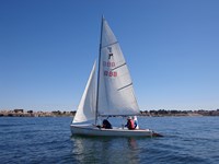 <a href='bateau.php?id_bateau_select=21'>Flibustier(888)</a> : <a href='equipier.php?id_contact_select=43'>Jean Pierre G</a> - <a href='equipier.php?id_contact_select=44'>Mariane G</a>