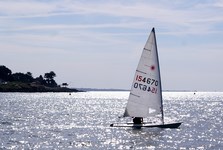 <a href='bateau.php?id_bateau_select=97'>Laser(154670)</a> : <a href='equipier.php?id_contact_select=207'>Jean-Claude C</a>