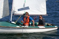 <a href='bateau.php?id_bateau_select=2'>470(8854)</a> : <a href='equipier.php?id_contact_select=100'>Julien L</a> - <a href='equipier.php?id_contact_select=165'>Julien H</a>