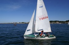 <a href='bateau.php?id_bateau_select=2'>470(8854)</a> : <a href='equipier.php?id_contact_select=100'>Julien L</a> - <a href='equipier.php?id_contact_select=165'>Julien H</a>