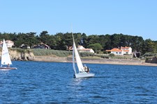 <a href='bateau.php?id_bateau_select=19'>Caneton(2375)</a> : <a href='equipier.php?id_contact_select=39'>Frédéric H</a> - <a href='equipier.php?id_contact_select=236'>Frédéric F</a>