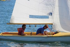 <a href='bateau.php?id_bateau_select=105'>470</a> : <a href='equipier.php?id_contact_select=197'>Cyrille N</a> - <a href='equipier.php?id_contact_select=193'>Adrien B</a>