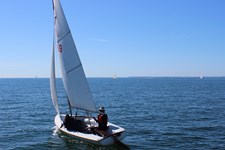 <a href='bateau.php?id_bateau_select=21'>Flibustier(888)</a> : <a href='equipier.php?id_contact_select=43'>Jean Pierre G</a> - <a href='equipier.php?id_contact_select=44'>Mariane G</a>