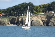 <a href='bateau.php?id_bateau_select=31'>AQUILA(14274)</a> : <a href='equipier.php?id_contact_select=67'>Didier L</a> - <a href='equipier.php?id_contact_select=189'>François Xavier H</a> - <a href='equipier.php?id_contact_select=68'>Cyrille L</a>