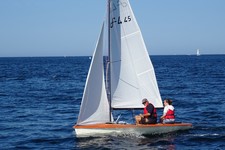 <a href='bateau.php?id_bateau_select=13'>4.45(3634 ?)</a> : <a href='equipier.php?id_contact_select=25'>Serge B</a>