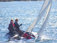 <a href='bateau.php?id_bateau_select=110'>470(77)</a> : <a href='equipier.php?id_contact_select=225'>Frédéric A</a> - <a href='equipier.php?id_contact_select=276'>Capucine A</a> - <a href='equipier.php?id_contact_select=275'>Antoinette C</a>