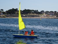 <a href='bateau.php?id_bateau_select=99'>Thiôff (3,80)</a> : <a href='equipier.php?id_contact_select=277'>Henri G</a>
