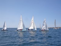<a href='bateau.php?id_bateau_select=12'>4.45(1092 )</a> : <a href='equipier.php?id_contact_select=200'>Marc P</a> - <a href='equipier.php?id_contact_select=13'>Olivier A</a> <br> <a href='bateau.php?id_bateau_select=19'>Caneton(2375)</a> : <a href='equipier.php?id_contact_select=40'>Stéphane H</a> - <a href='equipier.php?id_contact_select=236'>Frédéric F</a> <br> <a href='bateau.php?id_bateau_select=21'>Flibustier(888)</a> : <a href='equipier.php?id_contact_select=43'>Jean Pierre G</a> - <a href='equipier.php?id_contact_select=45'>Caroline G</a> <br> <a href='bateau.php?id_bateau_select=97'>Laser(154670)</a> : <a href='equipier.php?id_contact_select=207'>Jean-Claude C</a>